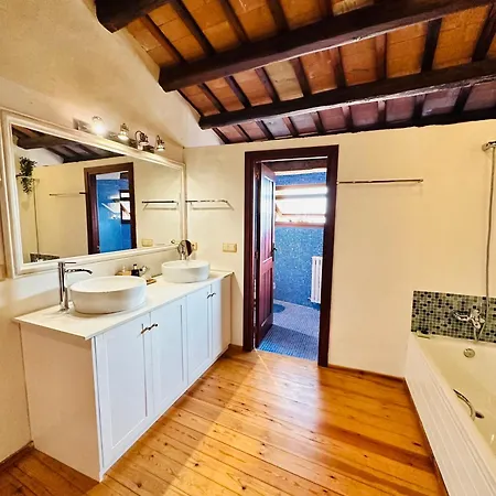 La Vista Brava Country house *